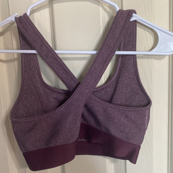 Size small - Picture 2 of 2